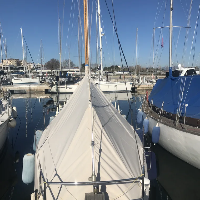 White winter cover running the length of a yacht